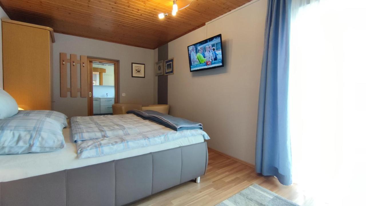 Ferienparadies Gutounik Пёрчах-ам-Вёртерзе Экстерьер фото