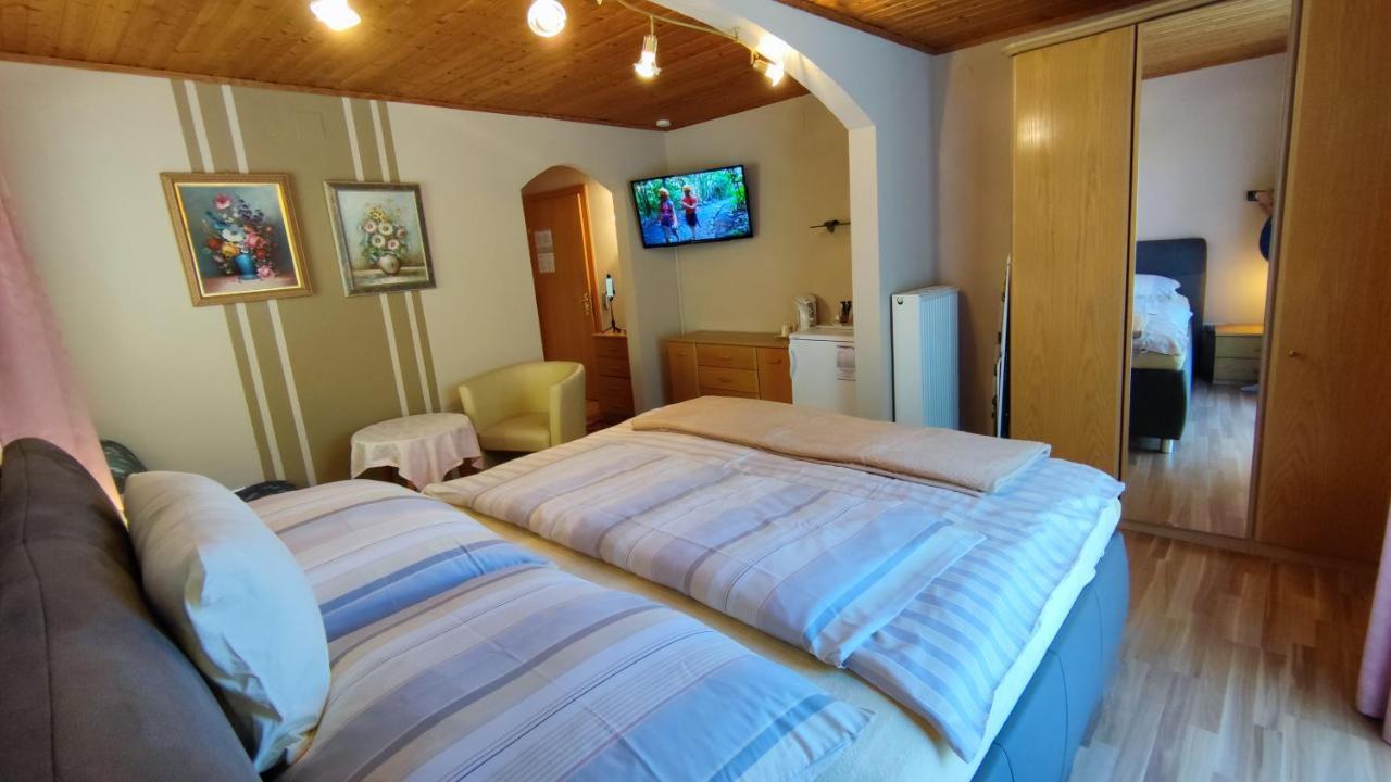Ferienparadies Gutounik Пёрчах-ам-Вёртерзе Экстерьер фото